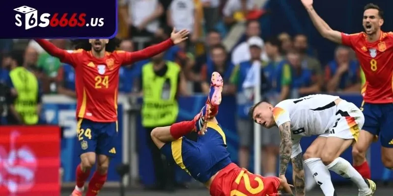 Giải Bóng đá Châu Âu La Liga: Sân chơi của Barcelona, Real